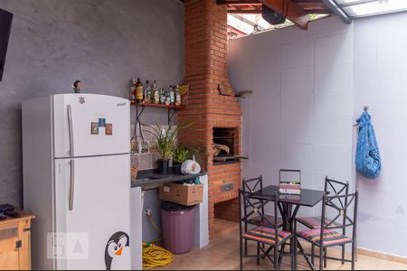 Casa à venda com 170m², 3 quartos e 2 vagasChurrasqueira