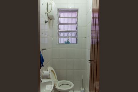 Casa à venda com 170m², 3 quartos e 2 vagasBanheiro de Serviço