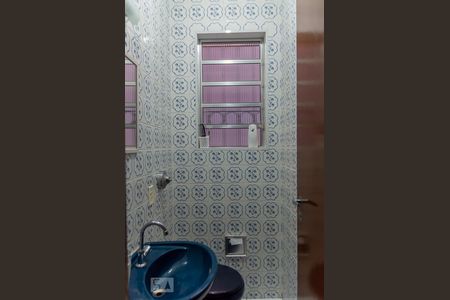 Casa à venda com 170m², 3 quartos e 2 vagasLavabo