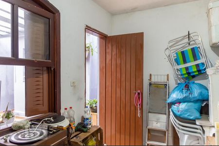 Casa à venda com 170m², 3 quartos e 2 vagasQuarto de Serviço