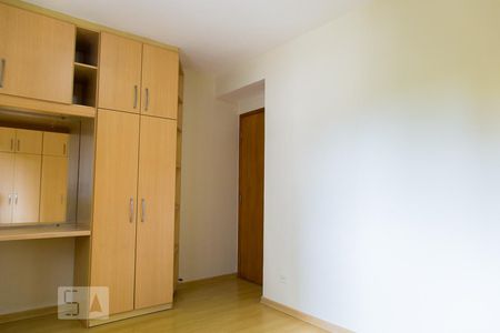 Apartamento à venda com 77m², 2 quartos e 1 vagaQuarto 2
