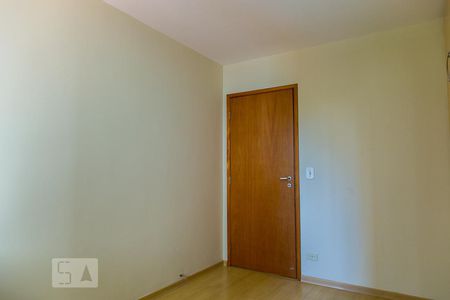 Apartamento à venda com 77m², 2 quartos e 1 vagaQuarto