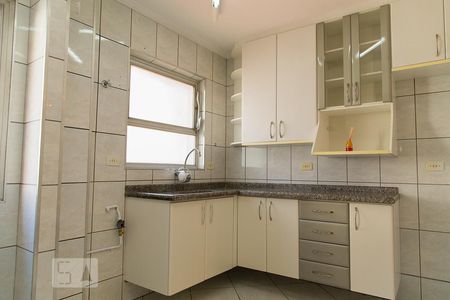 Apartamento à venda com 77m², 2 quartos e 1 vagaCozinha
