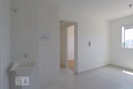 Sala / Cozinha de apartamento à venda com 2 quartos, 36m² em Parque Fongaro, São Paulo