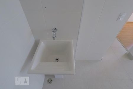 Tanque de apartamento à venda com 2 quartos, 36m² em Parque Fongaro, São Paulo