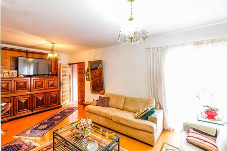 Sala de casa à venda com 3 quartos, 200m² em Campo Belo, São Paulo