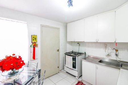 Casa à venda com 200m², 3 quartos e 2 vagas Casa à venda com 200m², 3 quartos e 2 vagasCozinha