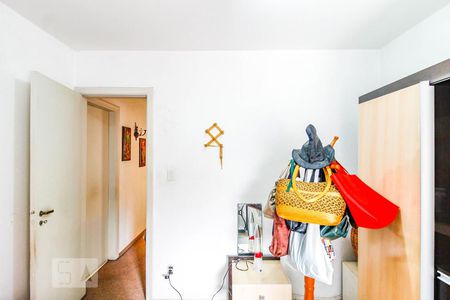 Casa à venda com 200m², 3 quartos e 2 vagas Casa à venda com 200m², 3 quartos e 2 vagasQuarto 1