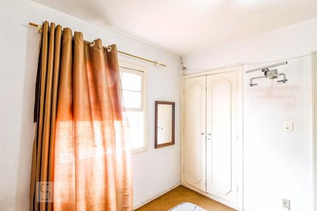 Casa à venda com 200m², 3 quartos e 2 vagas Casa à venda com 200m², 3 quartos e 2 vagasQuarto 2