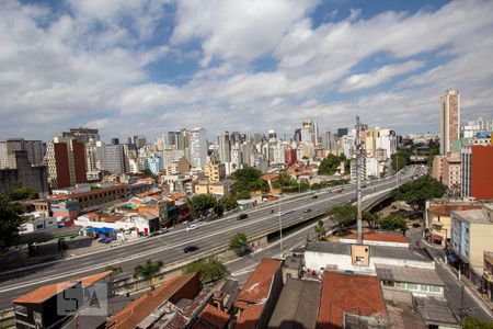 Studio à venda com 28m², 1 quarto e sem vaga Studio à venda com 28m², 1 quarto e sem vagaVista