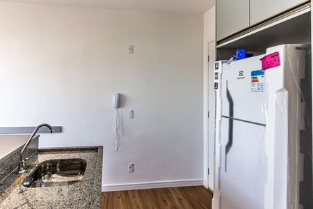 Studio à venda com 28m², 1 quarto e sem vaga Studio à venda com 28m², 1 quarto e sem vagaCozinha