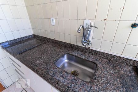 Apartamento para alugar com 58m², 2 quartos e 1 vagaCozinha - Pia