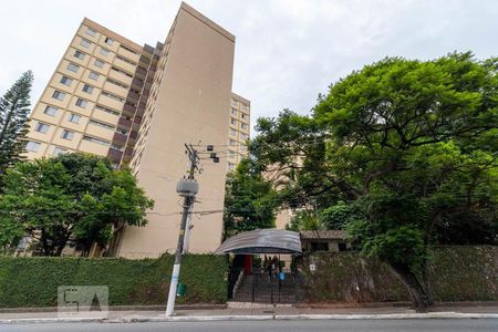 Apartamento para alugar com 58m², 2 quartos e 1 vagaFachada