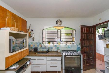 Casa para alugar com 250m², 3 quartos e 2 vagas Casa para alugar com 250m², 3 quartos e 2 vagasCozinha