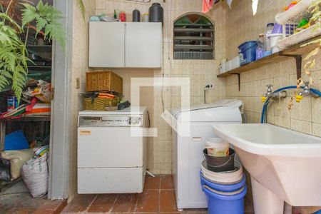Casa para alugar com 250m², 3 quartos e 2 vagas Casa para alugar com 250m², 3 quartos e 2 vagasLavanderia