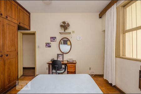 Casa à venda com 229m², 3 quartos e 4 vagasSuíte