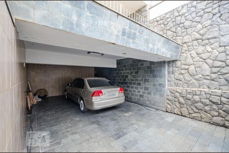 Casa à venda com 229m², 3 quartos e 4 vagasGaragem