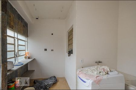 Casa à venda com 229m², 3 quartos e 4 vagasÁrea de Serviço