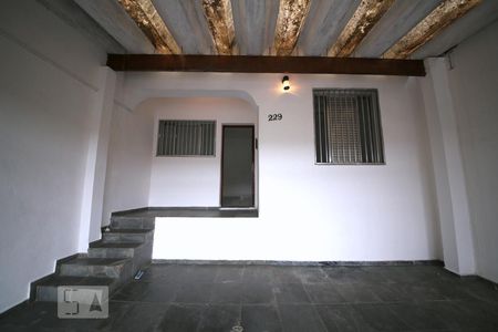 Casa à venda com 133m², 2 quartos e 2 vagasGaragem
