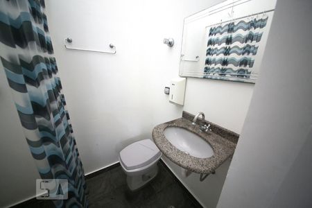 Casa à venda com 133m², 2 quartos e 2 vagasBanheiro