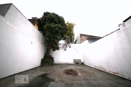 Casa à venda com 133m², 2 quartos e 2 vagasQuintal