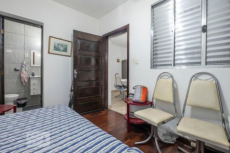 Casa à venda com 183m², 4 quartos e 2 vagas Casa à venda com 183m², 4 quartos e 2 vagasSuíte 1