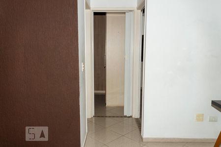 Corredor de apartamento para alugar com 2 quartos, 62m² em Jardim das Laranjeiras, São Paulo