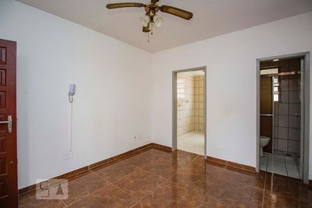 Sala de apartamento para alugar com 2 quartos, 59m² em Rubem Berta, Porto Alegre