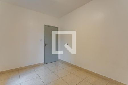 Quarto de apartamento para alugar com 2 quartos, 59m² em Rubem Berta, Porto Alegre