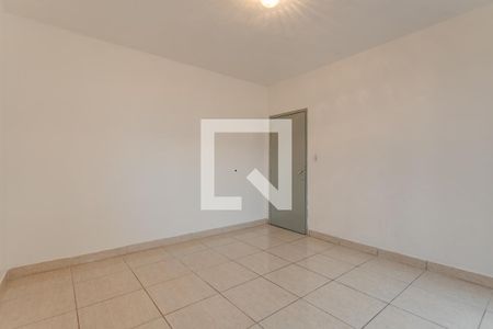 Quarto 2 de apartamento para alugar com 2 quartos, 59m² em Rubem Berta, Porto Alegre