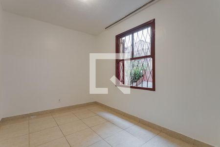 Quarto de apartamento para alugar com 2 quartos, 59m² em Rubem Berta, Porto Alegre
