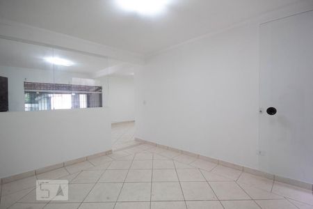Casa à venda com 170m², 3 quartos e 7 vagas Casa à venda com 170m², 3 quartos e 7 vagasCozinha