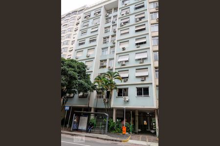 Apartamento para alugar com 125m², 3 quartos e 1 vagaFachada