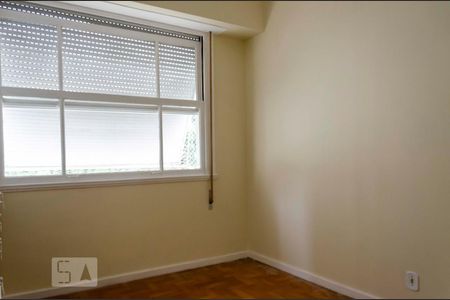 Quarto 2 de apartamento para alugar com 3 quartos, 125m² em Laranjeiras, Rio de Janeiro