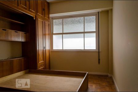 Quarto de apartamento para alugar com 3 quartos, 125m² em Laranjeiras, Rio de Janeiro