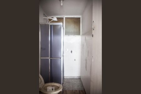 Banheiro de kitnet/studio para alugar com 1 quarto, 36m² em Vila Buarque, São Paulo