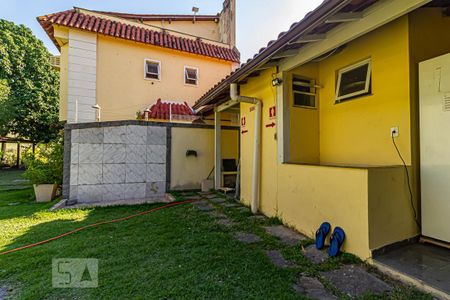Casa para alugar com 120m², 4 quartos e 2 vagas Casa para alugar com 120m², 4 quartos e 2 vagasDucha