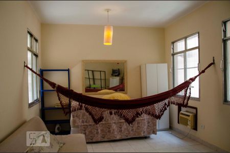 Sala/Quarto de apartamento para alugar com 1 quarto, 27m² em Centro, Rio de Janeiro