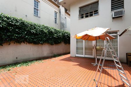Casa à venda com 400m², 4 quartos e 5 vagasQuintal