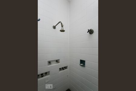 Casa à venda com 400m², 4 quartos e 5 vagasBanheiro da Suíte