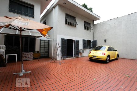 Casa à venda com 400m², 4 quartos e 5 vagasQuintal