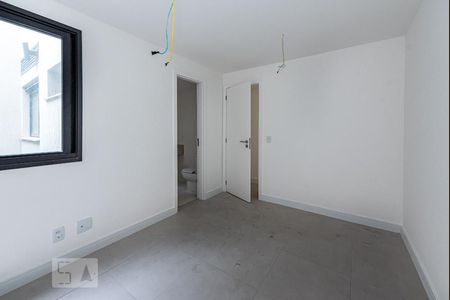 Apartamento à venda com 180m², 2 quartos e 1 vagaSuíte 2