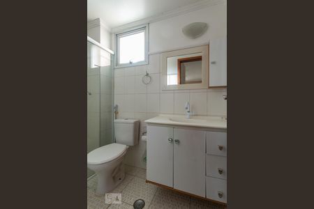 Apartamento para alugar com 75m², 3 quartos e 1 vaga Apartamento para alugar com 75m², 3 quartos e 1 vagaBanheiro da Suíte