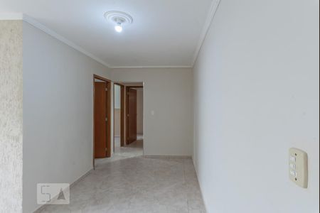 Sala de apartamento para alugar com 3 quartos, 75m² em Jardim Antonio Von Zuben, Campinas