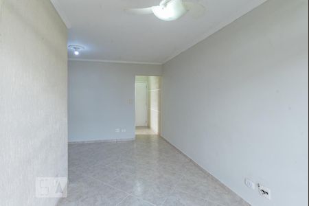 Sala de apartamento para alugar com 3 quartos, 75m² em Jardim Antonio Von Zuben, Campinas