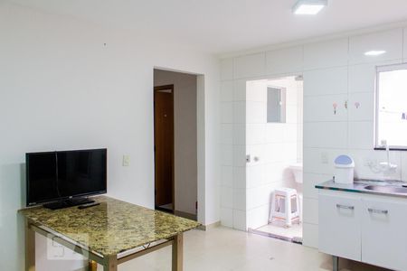 Sala e Cozinha de apartamento à venda com 2 quartos, 70m² em Vila Guiomar, Santo André