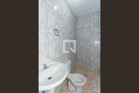 Banheiro da Suíte de casa para alugar com 1 quarto, 46m² em Jardim Tiete, São Paulo