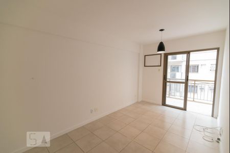 Sala de apartamento para alugar com 2 quartos, 65m² em São Cristóvão, Rio de Janeiro