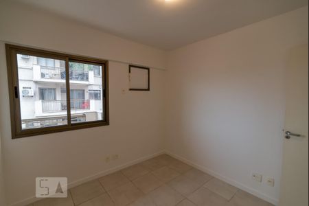 Quarto de apartamento para alugar com 2 quartos, 65m² em São Cristóvão, Rio de Janeiro
