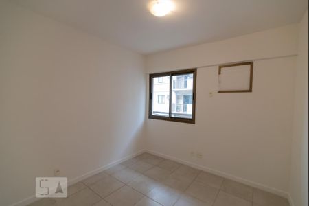 Quarto de apartamento para alugar com 2 quartos, 65m² em São Cristóvão, Rio de Janeiro